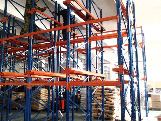 貫通式貨架-3 貫通式貨架-3